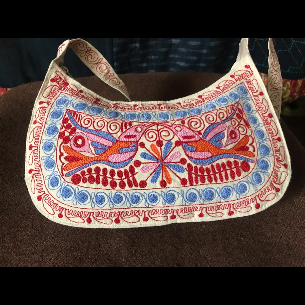 Artisanal purse from Peru